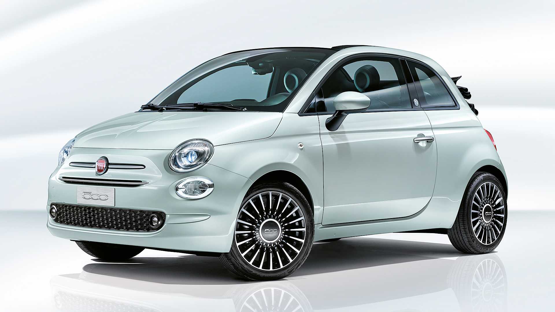 Fiat 500 Hybrid: ad agosto in promozione da 129 euro al mese