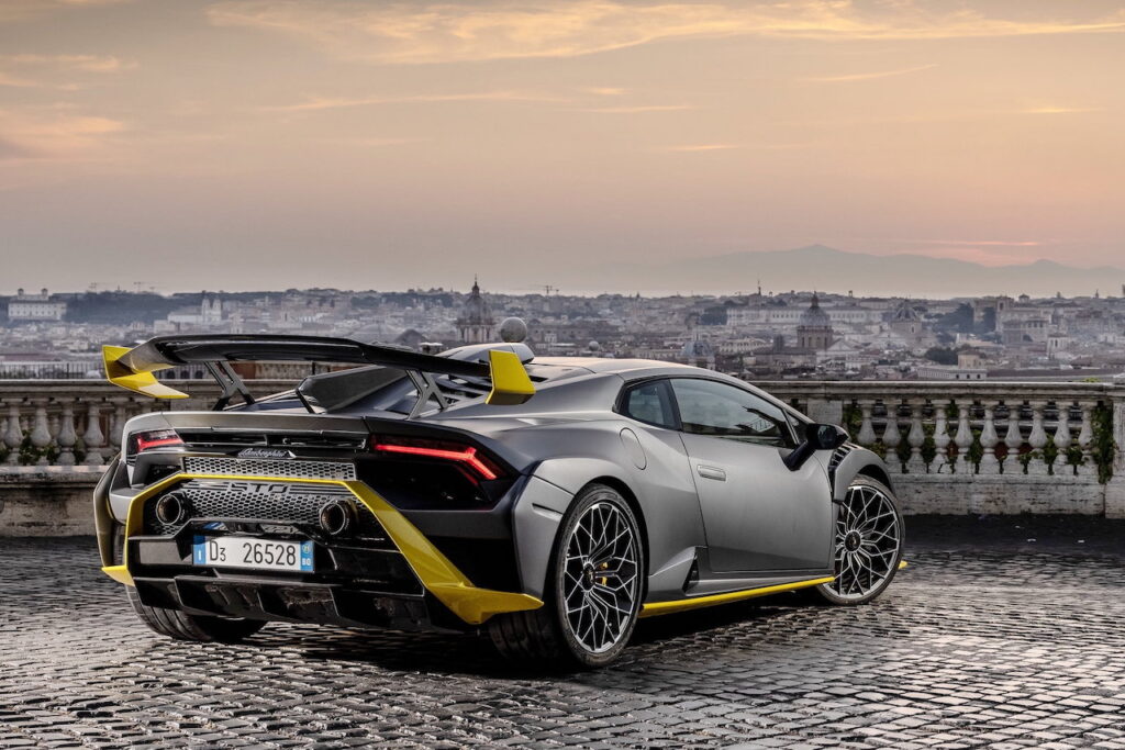 Lamborghini avvia lo sviluppo di carburanti sintetici