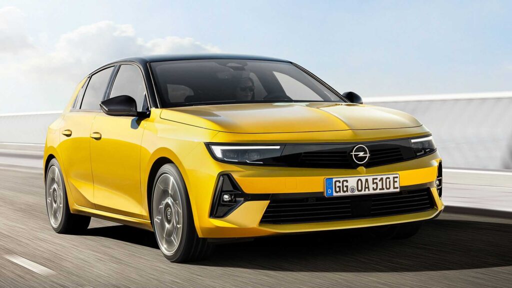 Opel Astra: in arrivo versione elettrica ad alte prestazioni