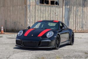 Porsche 911 R: all’asta un rarissimo esemplare del 2016 [FOTO]