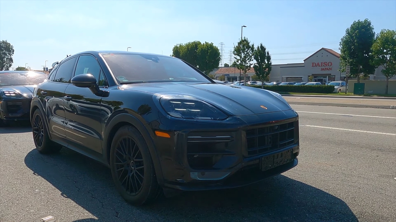 Porsche Cayenne Coupé Turbo GT 2023 prototipo California