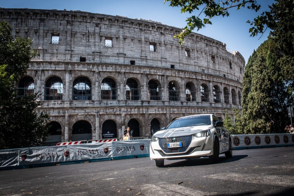 Peugeot e-208: l’elettrica che anticipa le gare del campionato rally