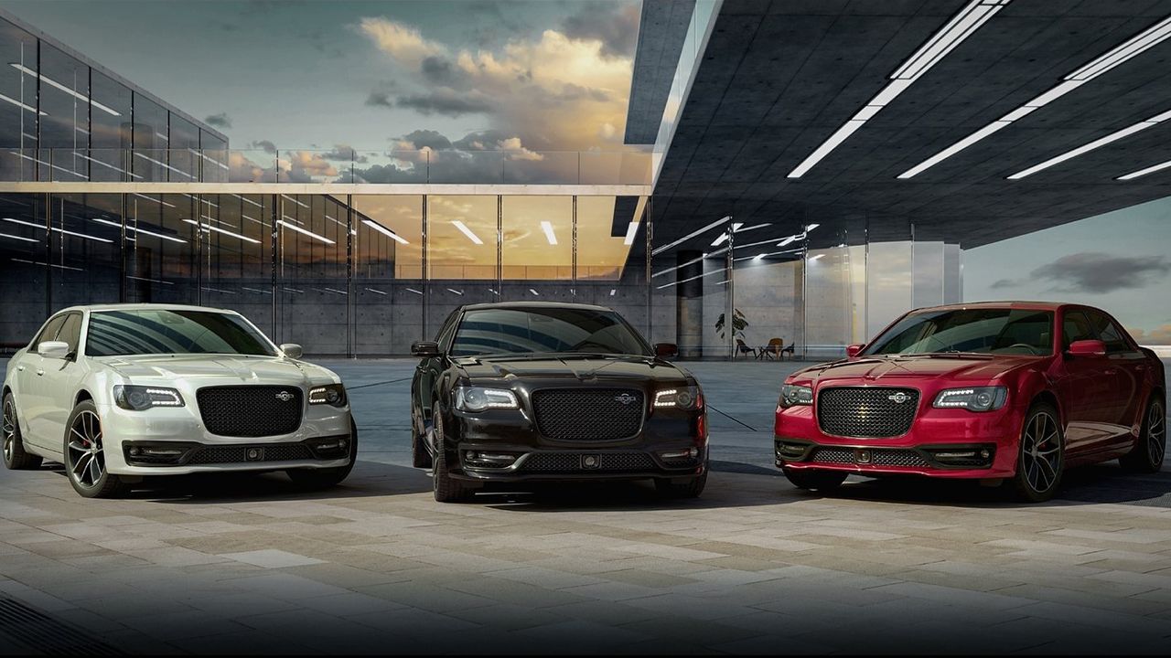 Chrysler 300 dice addio con stile: arriva edizione limitata con il potente V8 HEMI