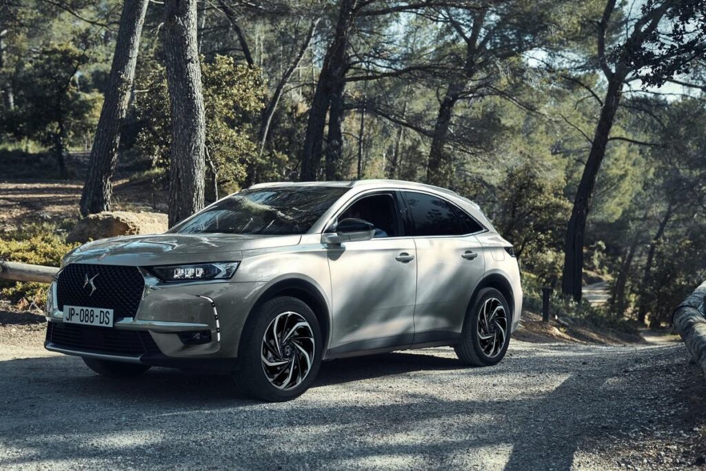 DS 7 E-Tense: a settembre in promozione da 300 euro al mese con incentivi statali