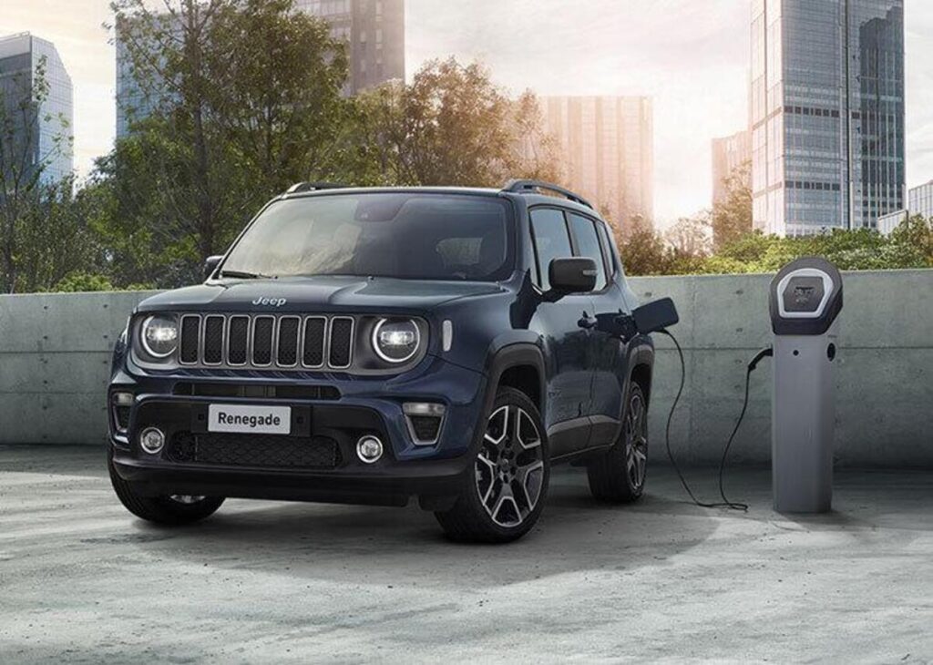 Jeep Renegade 4xe: a settembre in promozione da 249 euro al mese