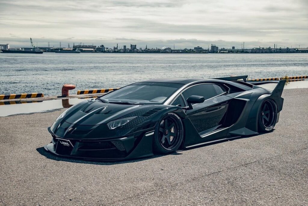 Lamborghini Aventador