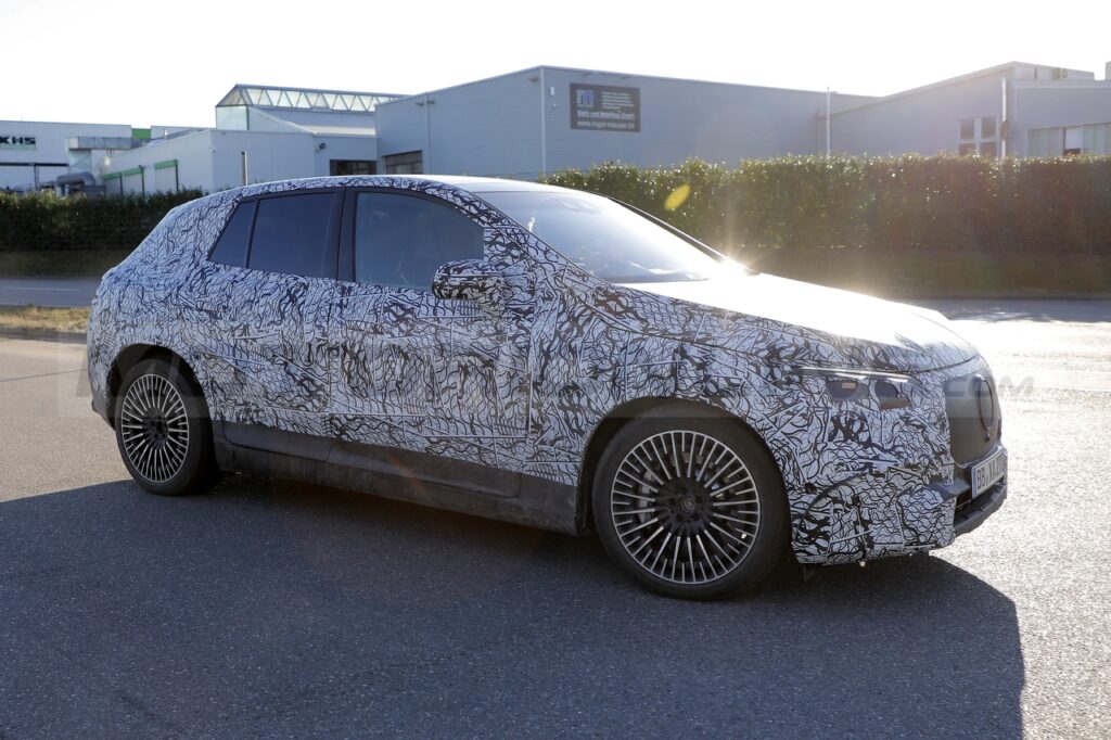 Mercedes EQE SUV: ultime caratteristiche e rumors prima del reveal