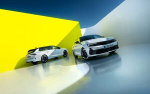 Opel Astra e Astra Sports Tourer GSe: svelati i primi dettagli sulle versioni sportive [FOTO]