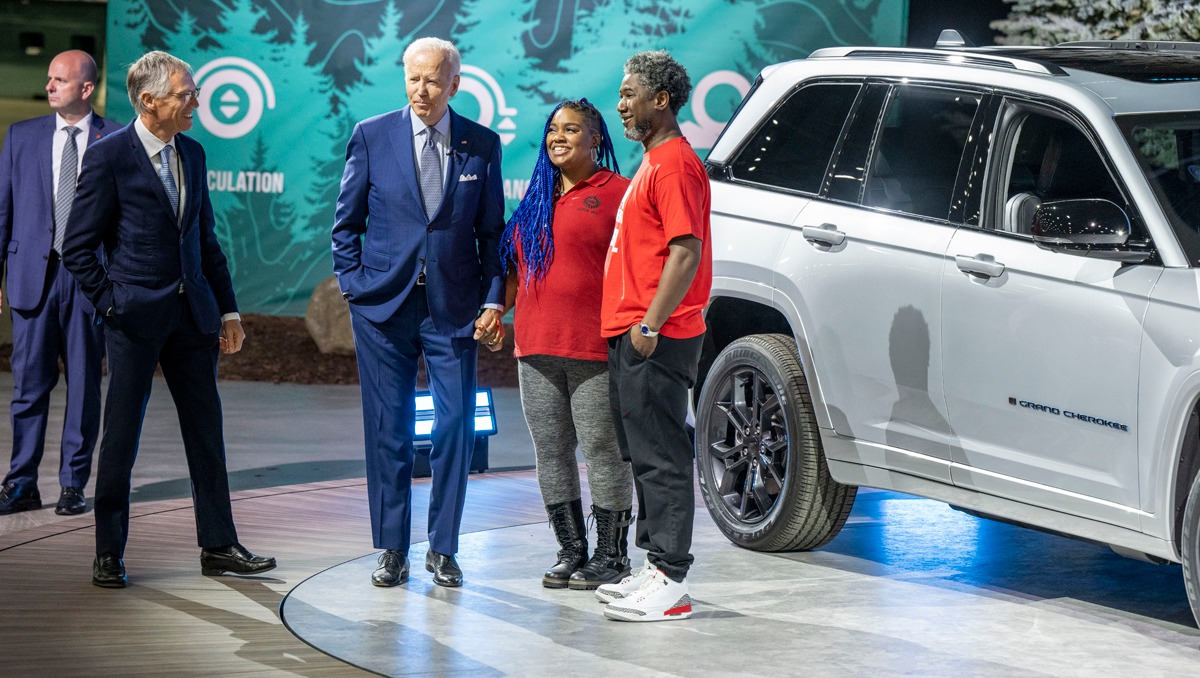 Stellantis: Carlos Tavares accoglie il Presidente USA Biden