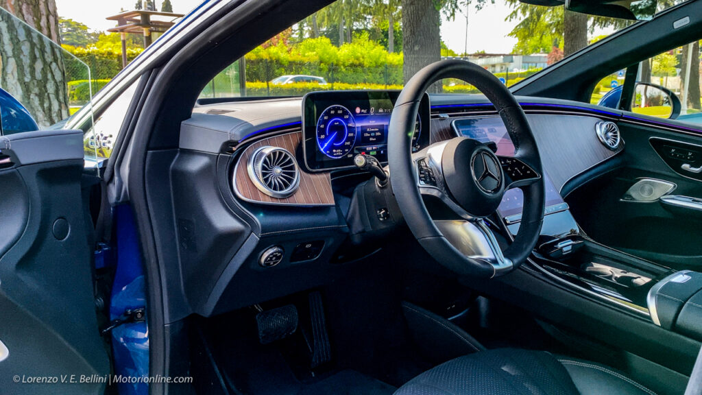  mercedes-eqe-