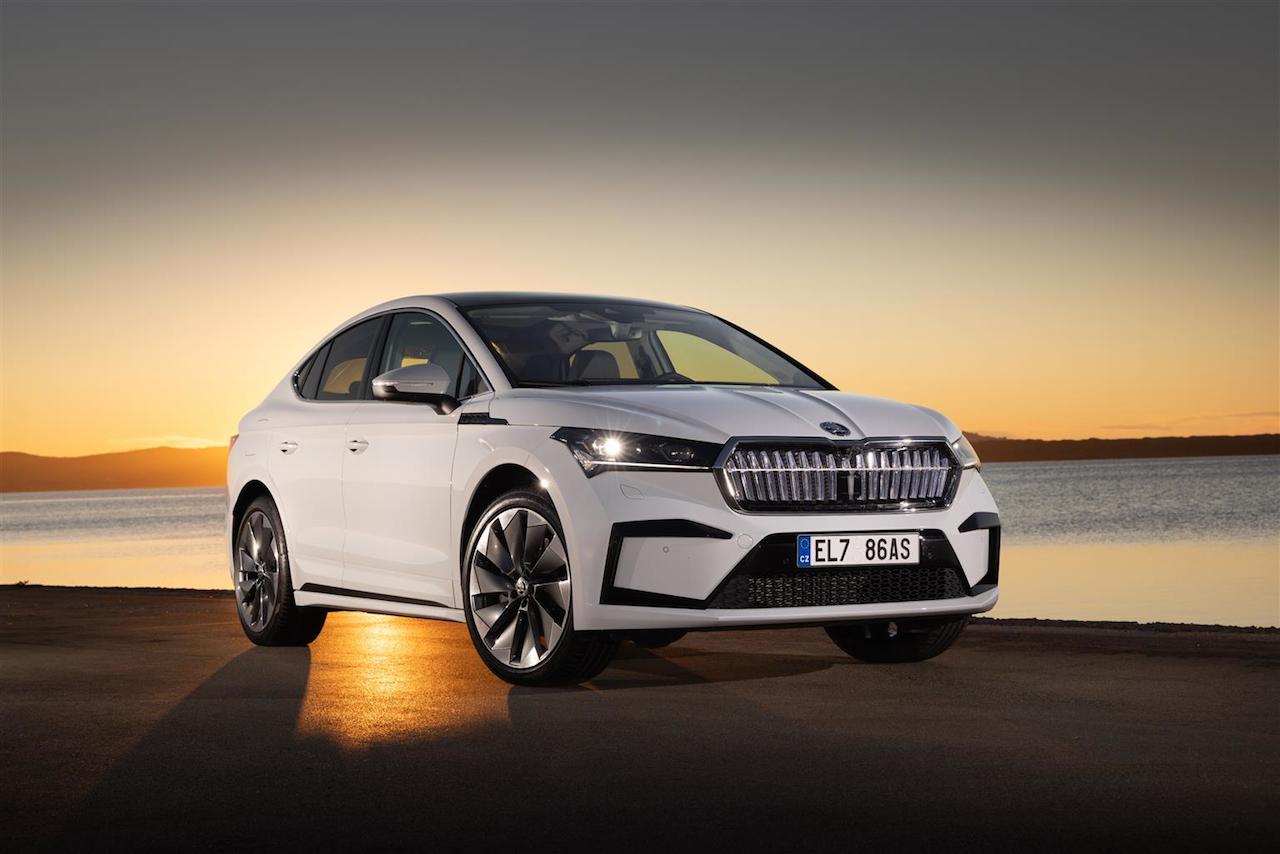 Skoda Enyaq Coupé iV: il SUV elettrico arriva in Italia, da 49.900 euro