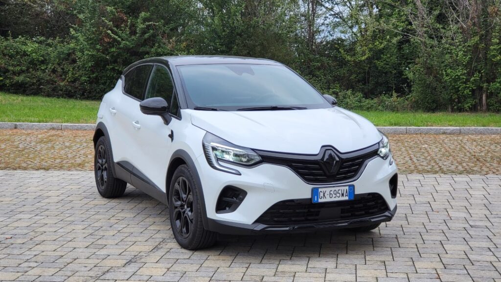 Renault Captur Plug in 2022