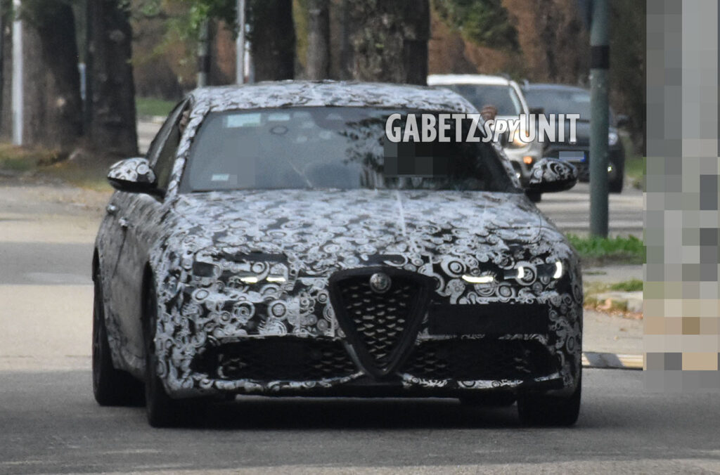 Alfa Romeo Giulia MY 2023: ecco tutte le novità [FOTO SPIA]