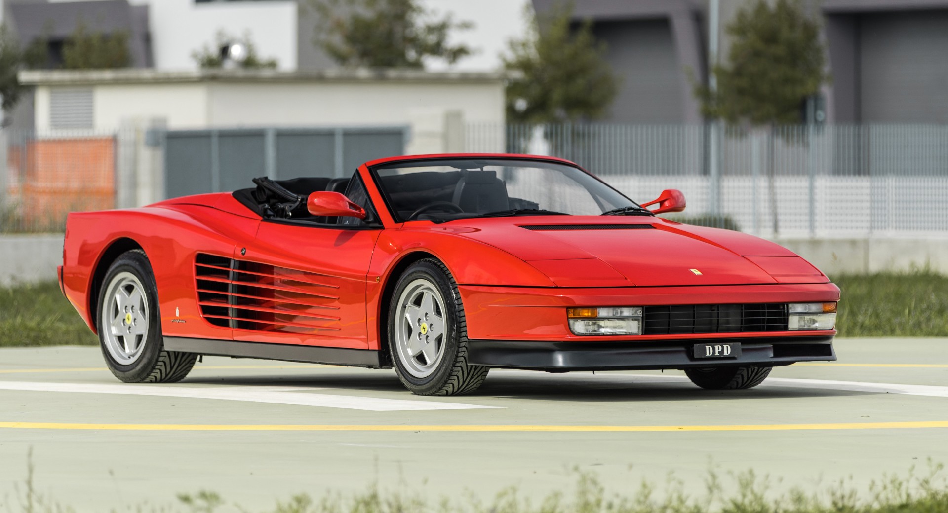 Ferrari Testarossa Pininfarina Spider rarissima e con soli 413 km percorsi in vendita