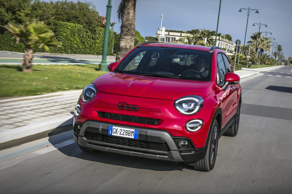 Fiat 500X Hybrid: ad ottobre da 269 euro al mese e prima rata dopo 6 mesi