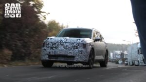 Kia EV9: test sul Nurburgring per il SUV elettrico top di gamma [VIDEO SPIA]