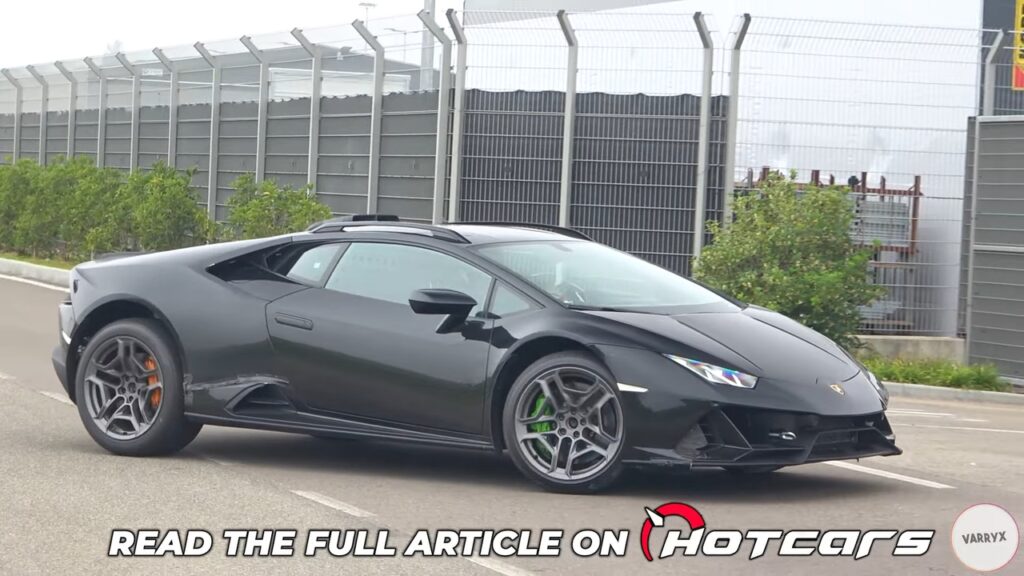 Lamborghini Huracan Sterrato: beccato un prototipo senza camuffamento [VIDEO SPIA]