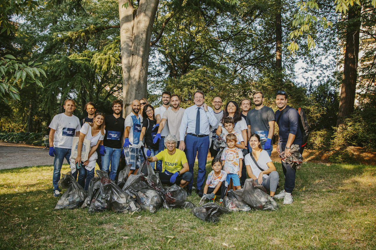 Maserati ripulisce la città di Modena con l’aiuto della sua Family