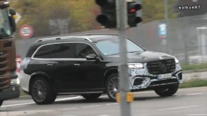 Mercedes GLS 2023: nuovo avvistamento sulle strade della Germania [VIDEO SPIA]