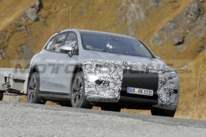 Mercedes-Maybach EQS SUV: proseguono i test sulle Alpi austriache [FOTO SPIA]