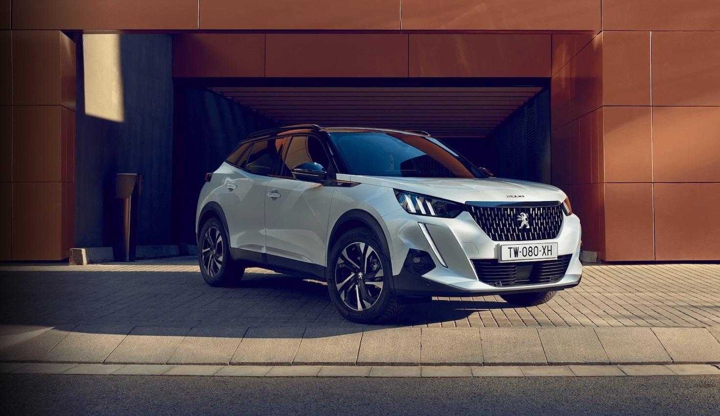 Peugeot 2008 ed e-2008: ad ottobre in promozione da 249 euro al mese