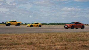 Ram 1500 TRX vs Audi TTS vs Porsche 718 Cayman: chi vince la drag race? [VIDEO]