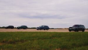 Range Rover P530 vs Audi SQ7 vs Bentayga S vs AMG GLE 63 S: chi vince la drag race? [VIDEO]