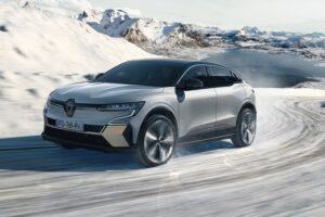 Renault Megane E-Tech Electric: l’innovazione che ottimizza l’autonomia elettrica nei mesi freddi [VIDEO]