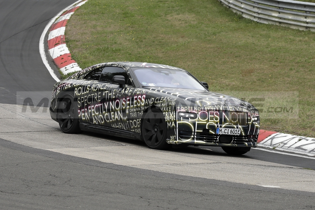 Rolls-Royce Spectre: ecco perché l’azienda ha scelto questo nome