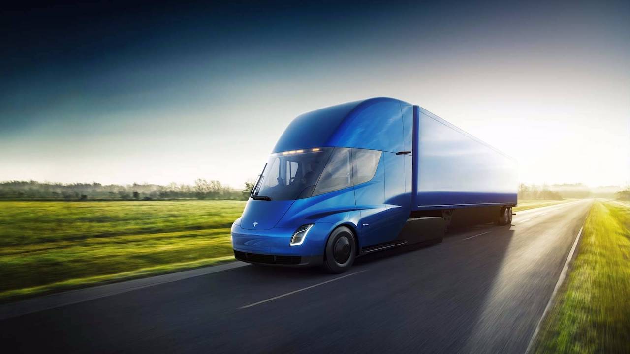 Tesla Semi: si punta a produrre 50.000 unità all’anno entro il 2024