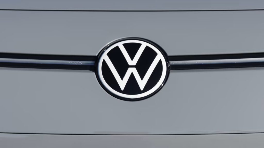 Volkswagen dirà addio a benzina e diesel in Europa entro il 2033