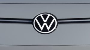 Volkswagen dirà addio a benzina e diesel in Europa entro il 2033