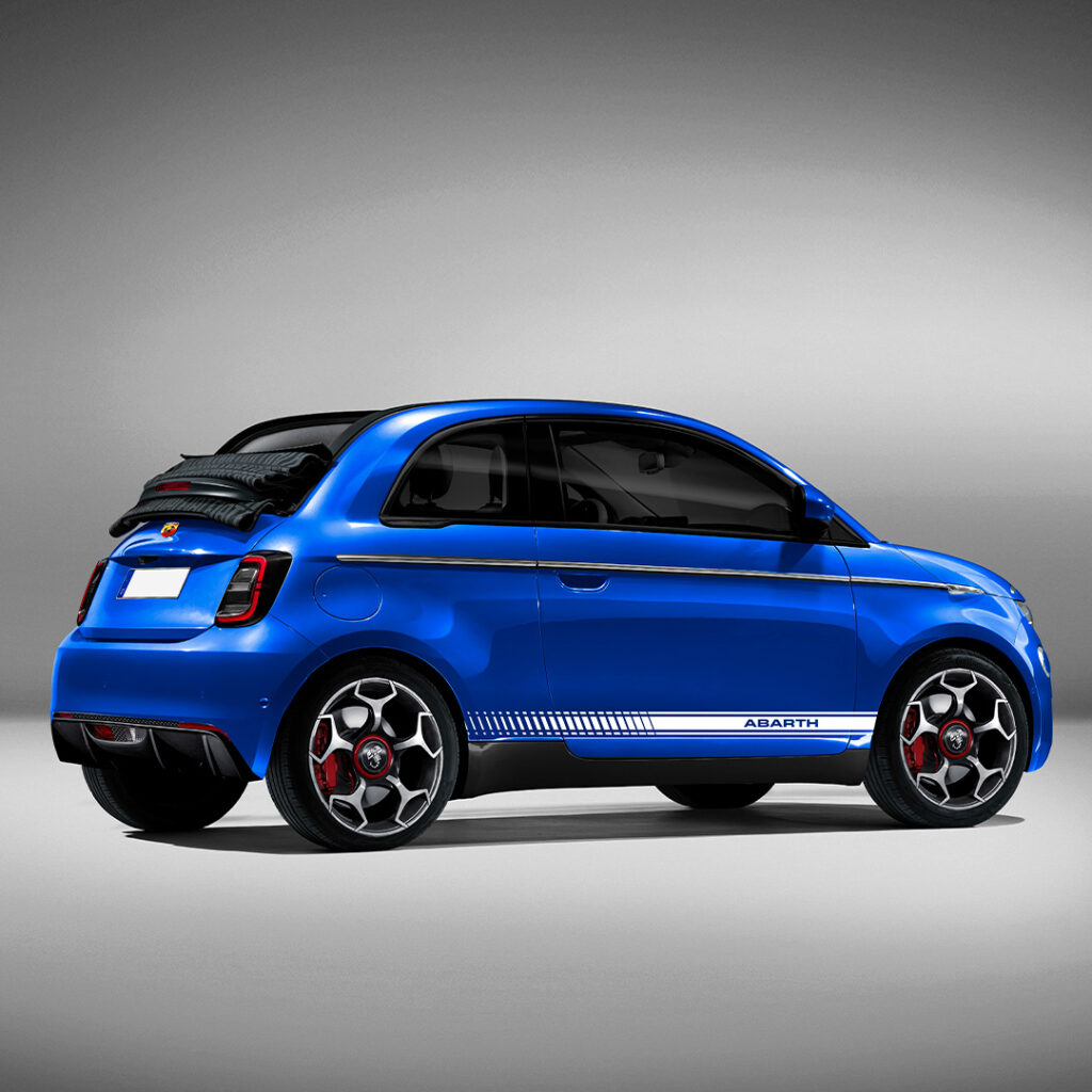 Abarth 500 elettrica Cabrio: ecco quale potrebbe essere il suo design [RENDER]