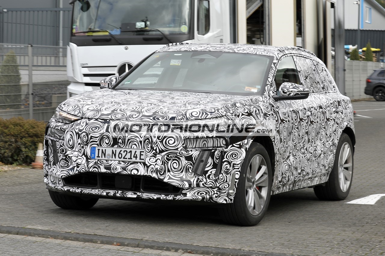 Audi Q6 e-tron RS - Foto spia 23-11-2022
