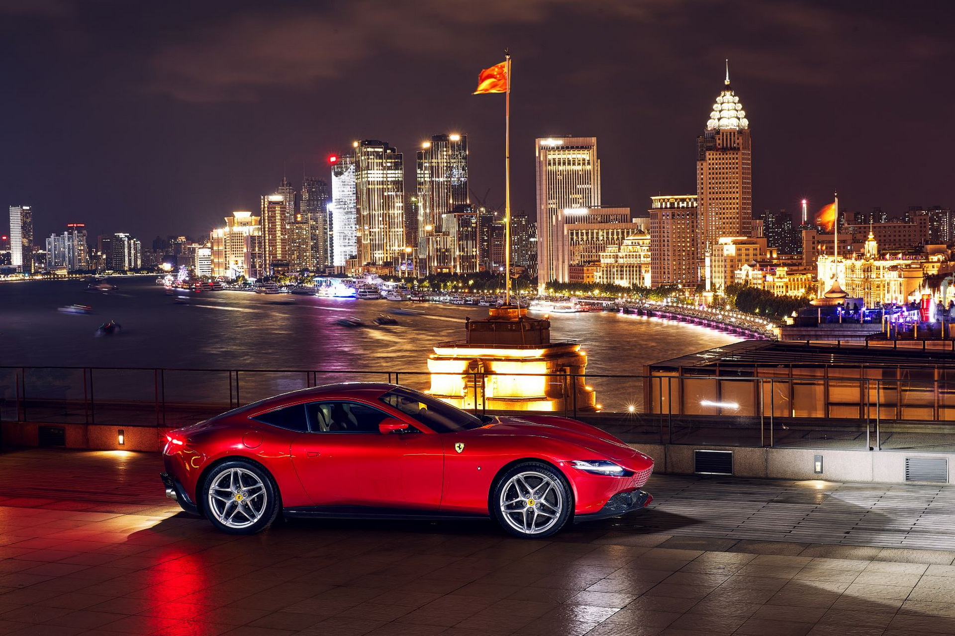 Ferrari: il CEO Vigna ottimista in vista del 2023