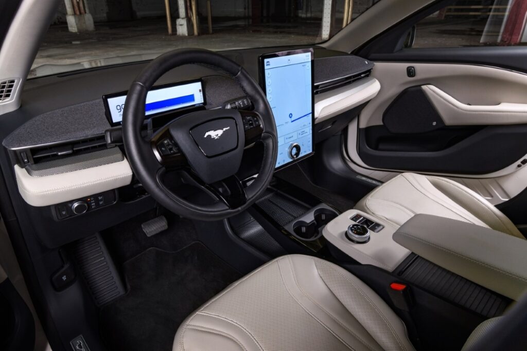 Ford Mustang Mach-E 2022