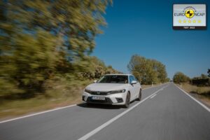 Honda Civic e:HEV conquista le cinque stelle Euro NCAP [VIDEO]