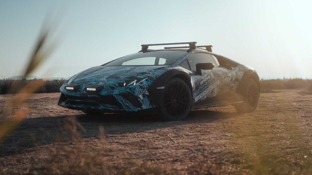 Lamborghini Huracan Sterrato: confermata la presentazione per dicembre