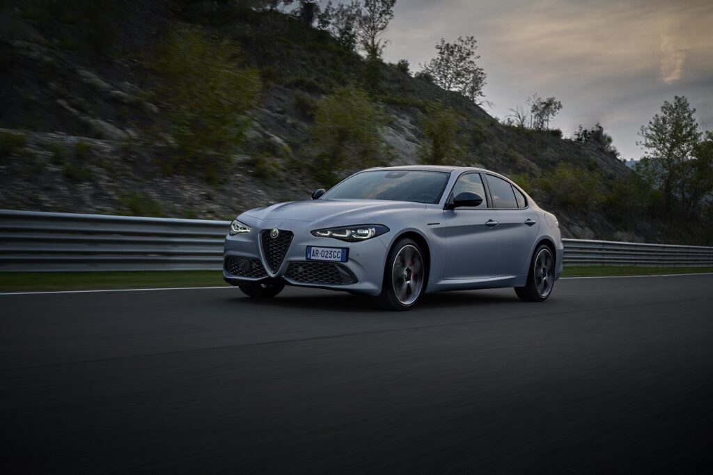 Nuove Alfa Romeo Giulia e Stelvio: al via gli ordini