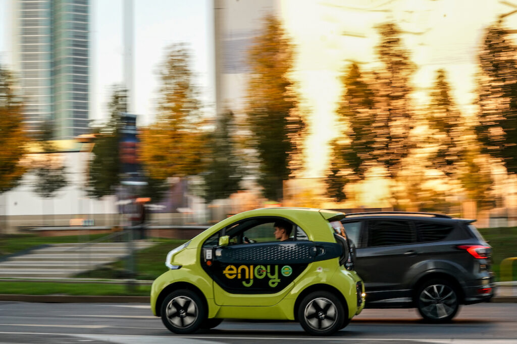 XEV Yoyo: il car sharing Enjoy di Eni diventa anche elettrico