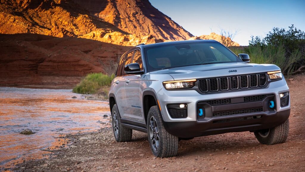 Jeep Grand Cherokee 4xe nominato Green 4×4 of the Year