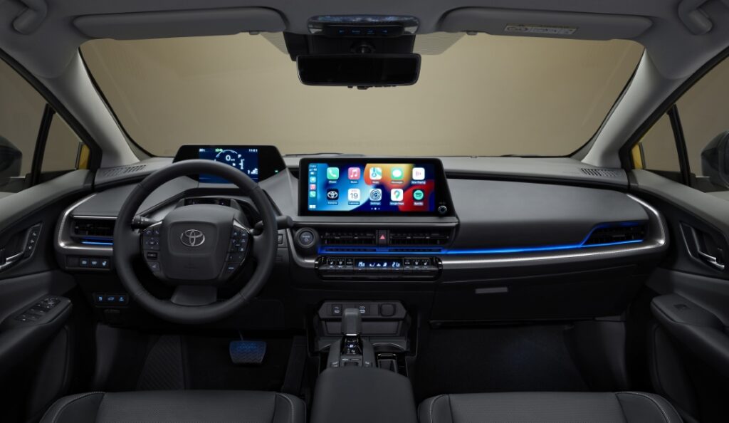 Toyota Prius Plug-in 2023