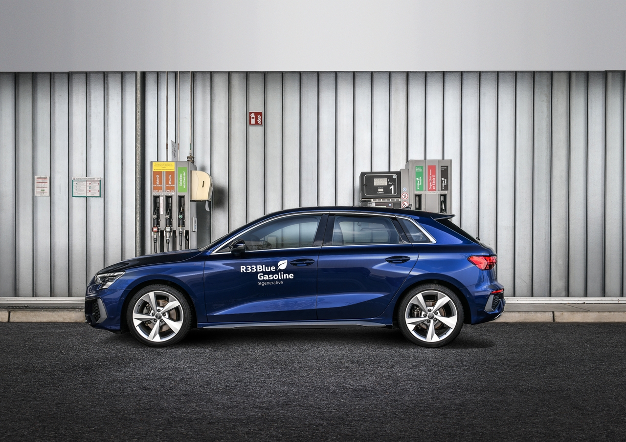 Audi: alcuni suoi nuovi veicoli lasciano gli stabilimenti con carburante sostenibile