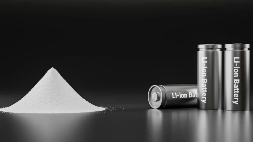 Auto elettriche: batterie agli ioni di litio non infiammabili grazie ad un nuovo elettrolita?