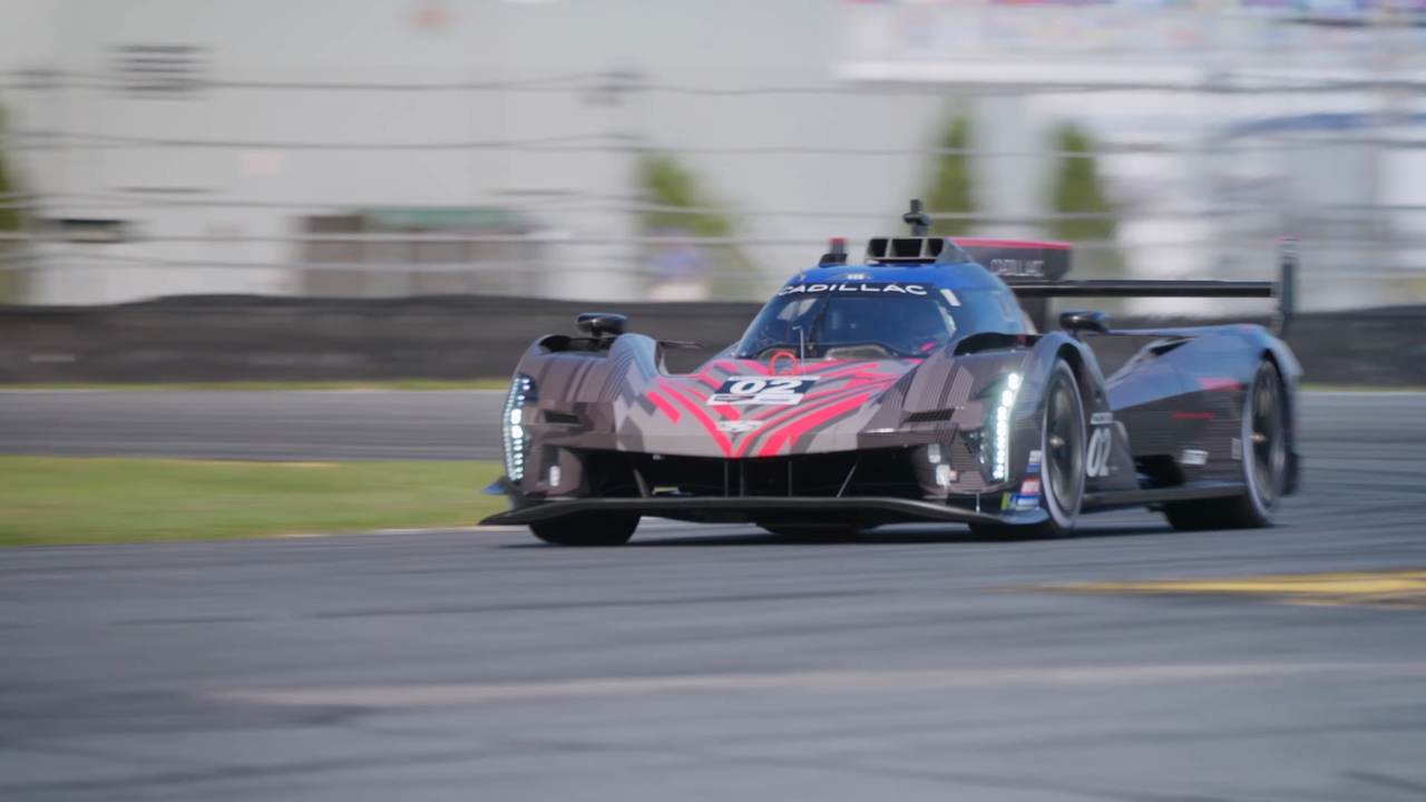 Cadillac V-LMDh test Daytona