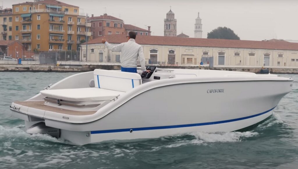 Capoforte SQ240i: la prova della barca elettrica a Venezia [VIDEO]
