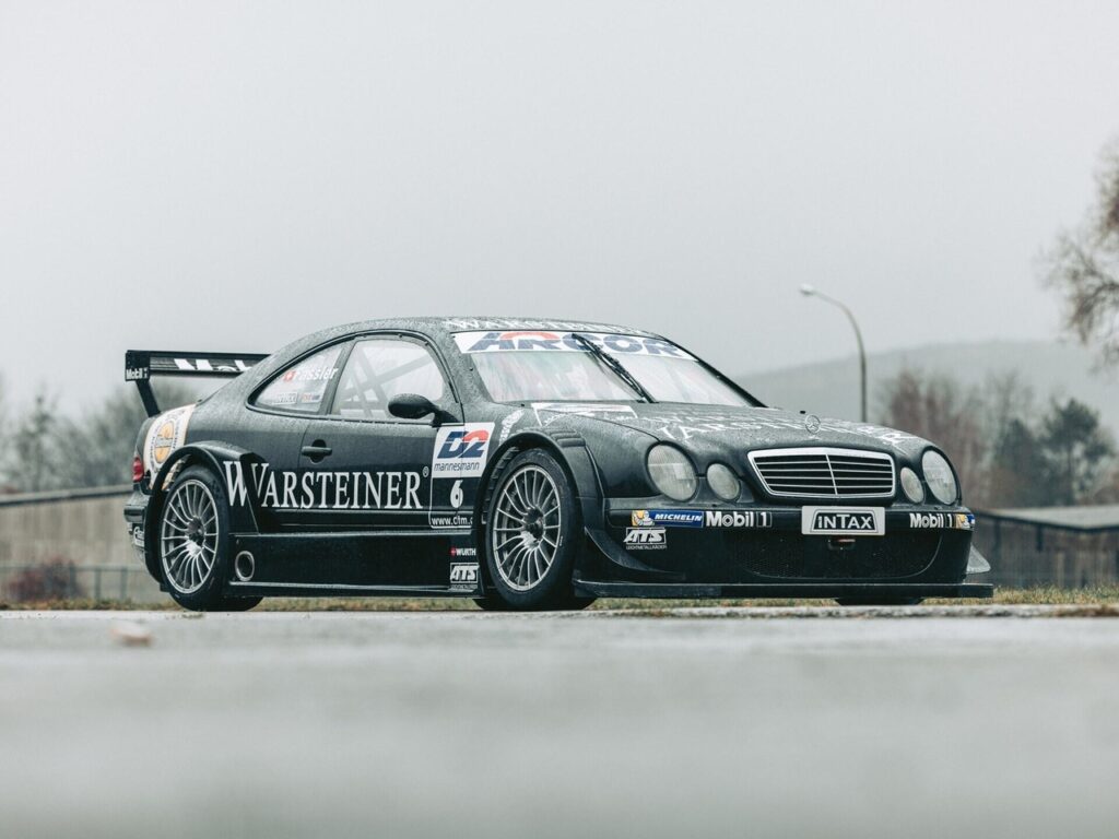 Mercedes-Benz CLK DTM: all’asta uno degli otto esemplari costruiti [FOTO]
