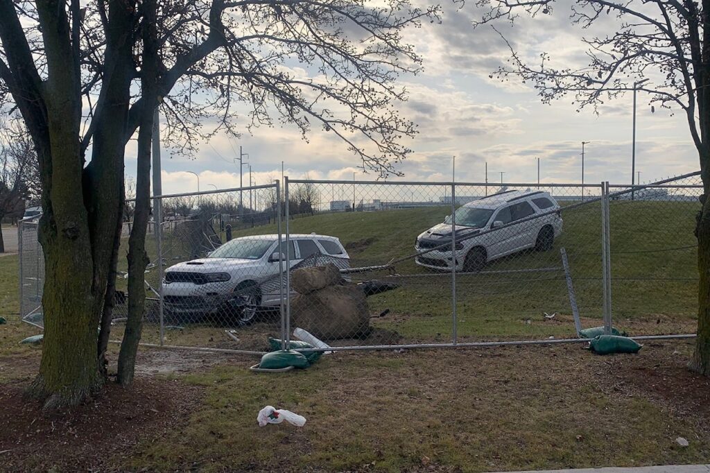 Stellantis forse ha trovato un modo per non farsi più rubare auto dalla fabbrica di Detroit