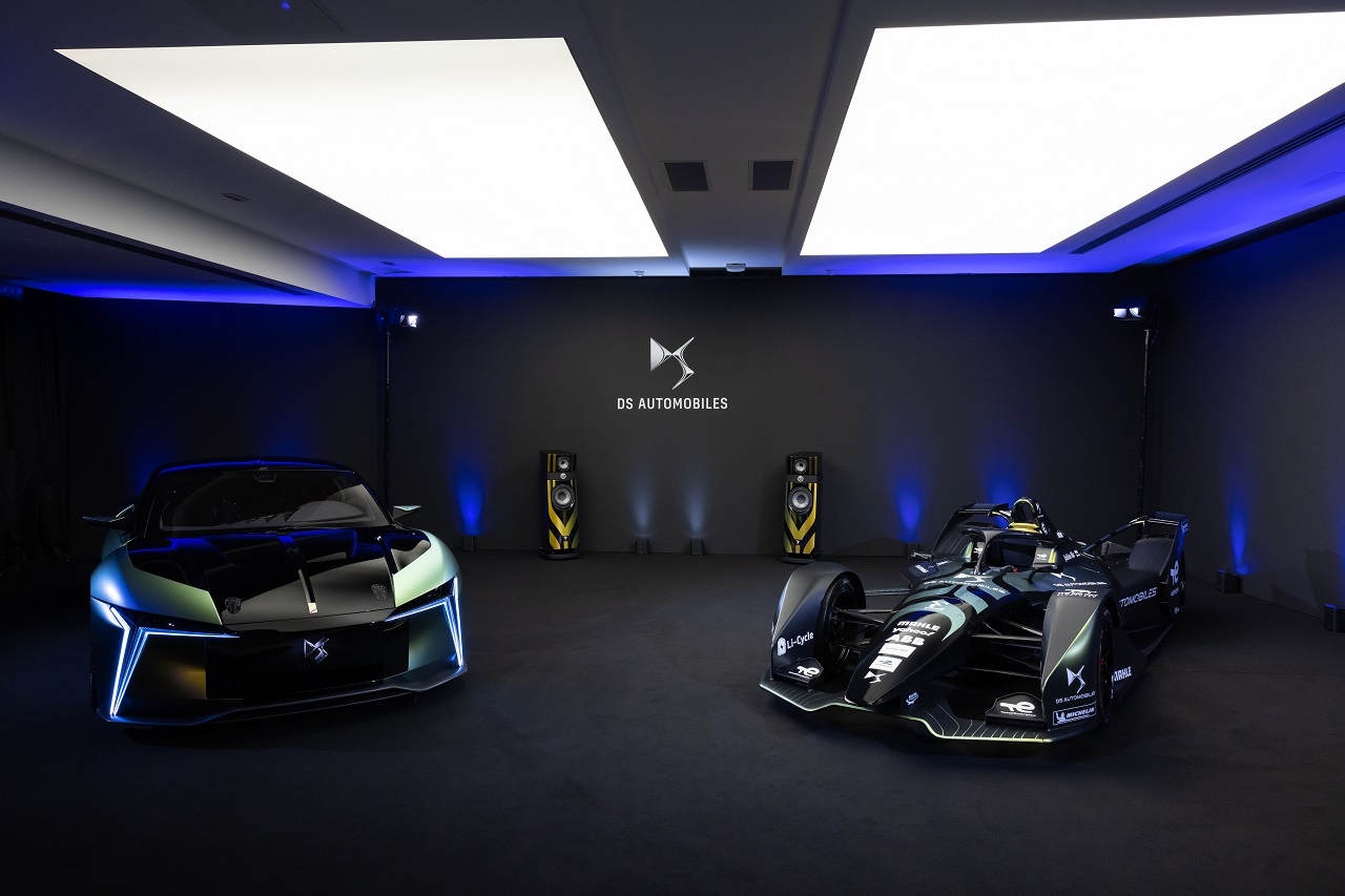 DS Automobiles presenta quattro modelli all’insegna delle prestazioni a Rétromobile 2023