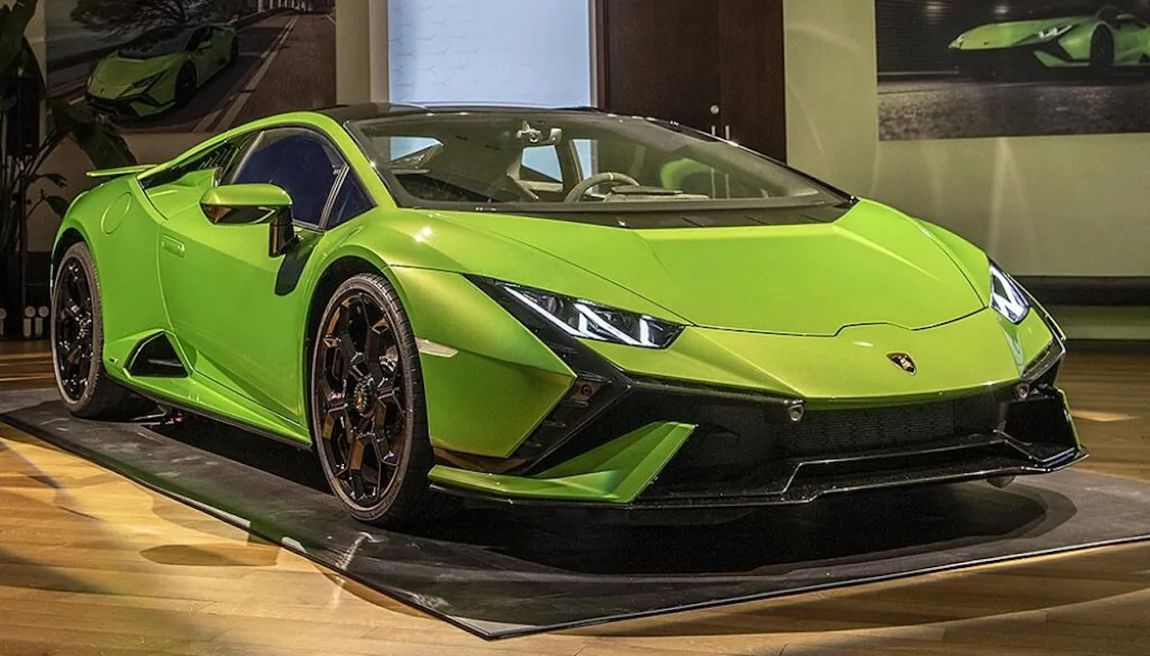 Lamborghini non lancerà per il momento una supercar elettrica